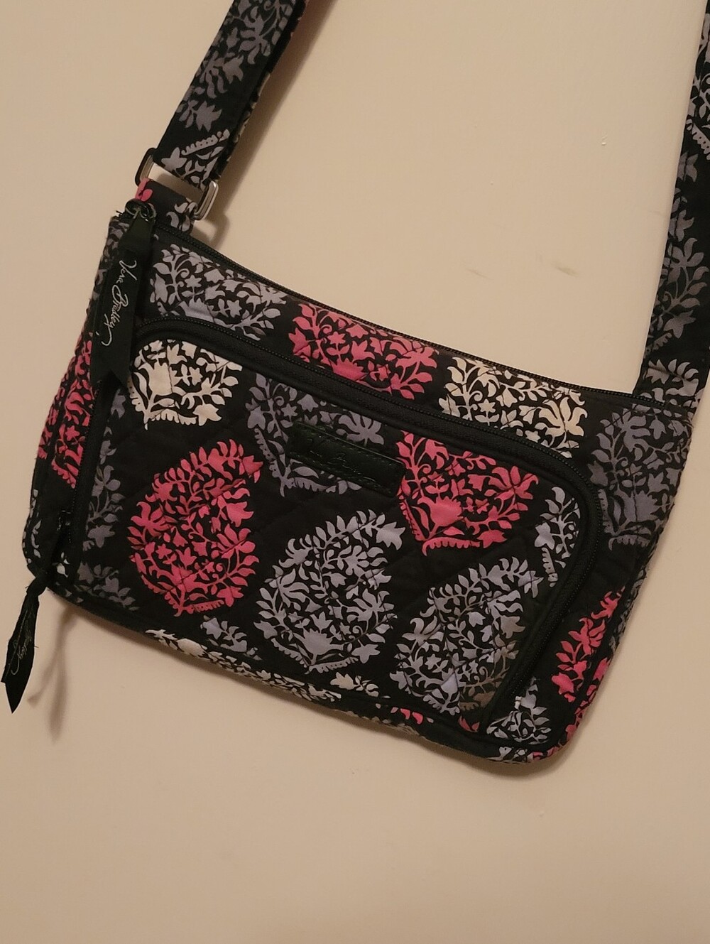 Vera Bradle Crossbody Bag The Northern Lights Grey Black Pink Off White
